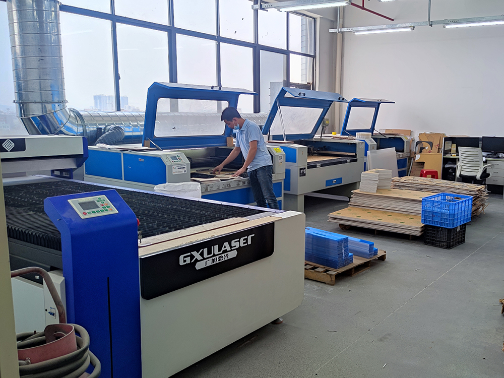 ඇක්‍රිලික් සංදර්ශකය සඳහා TP සංදර්ශක ලේසර් කැටයම් යන්ත්‍රය