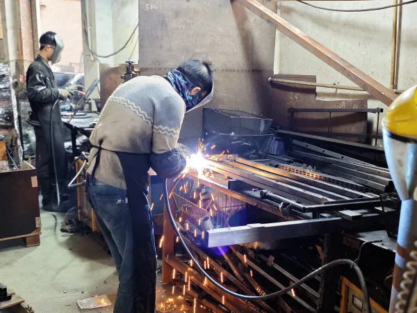 TP Display production process: welding