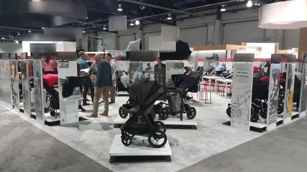 Exhibition Display Platforms for Baby Strollers (Trade Show)